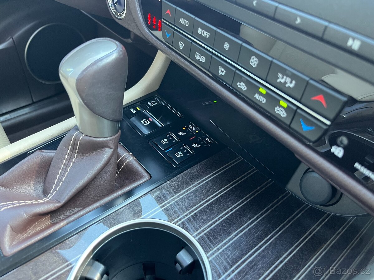 Lexus RX450h LUXURY 230kw 92100km - 19