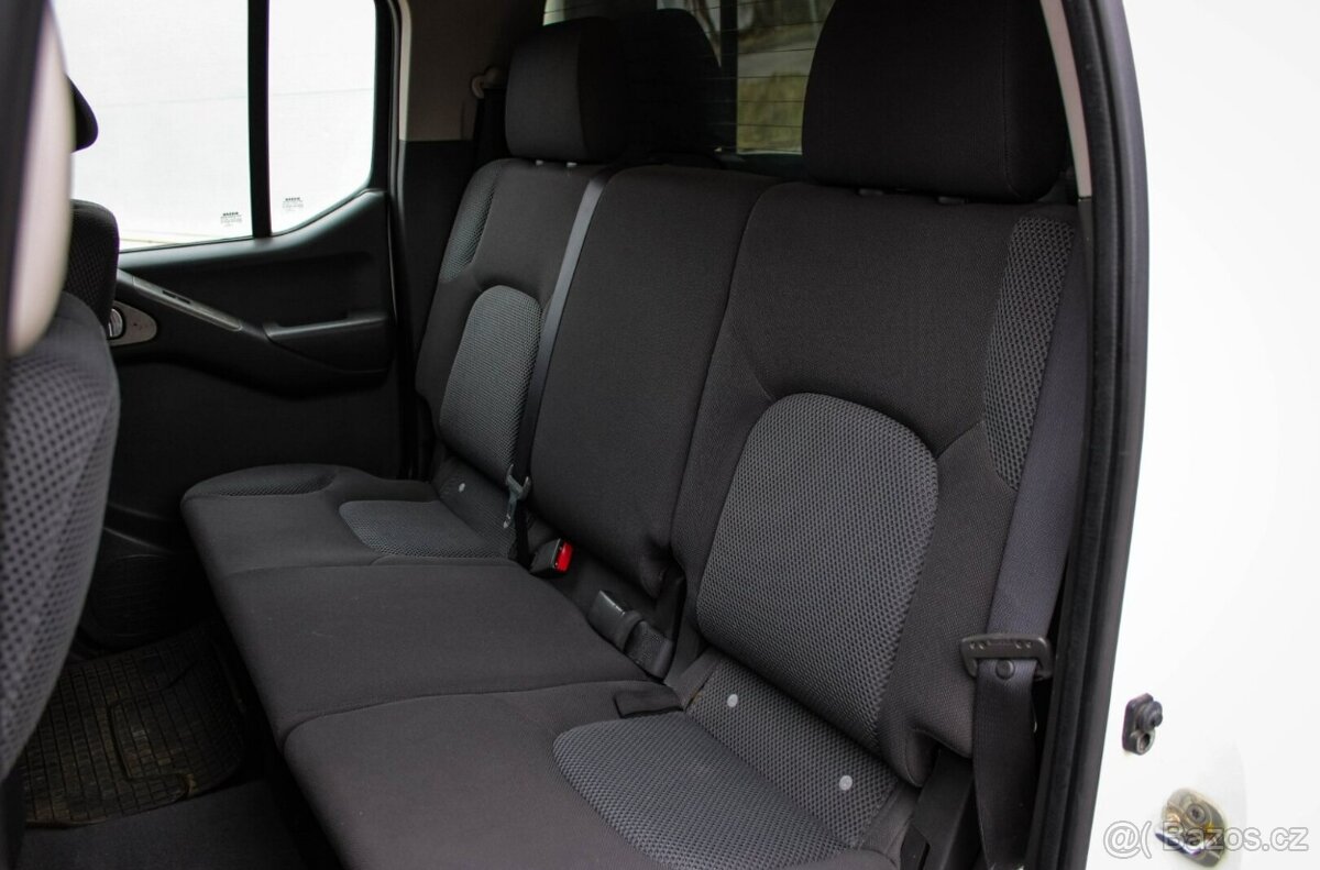 Nissan Navara DoubleCab 2.5D XE - 19