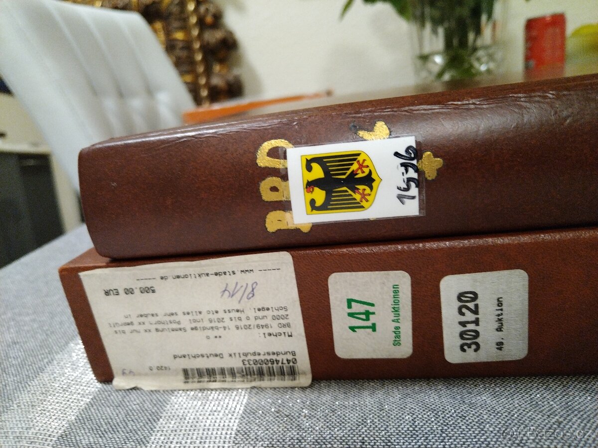 Postovni znamky ALBUM - 19