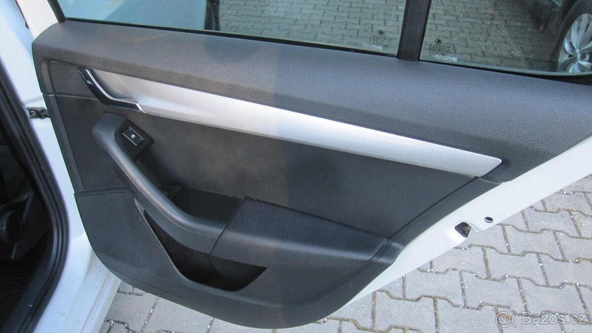 Škoda OCTAVIA 1,6 tdi - 19