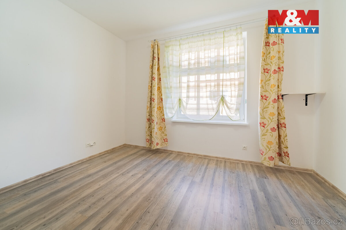 Prodej bytu 3+1, 76 m², Karlovy Vary, ul. Příčná - 19