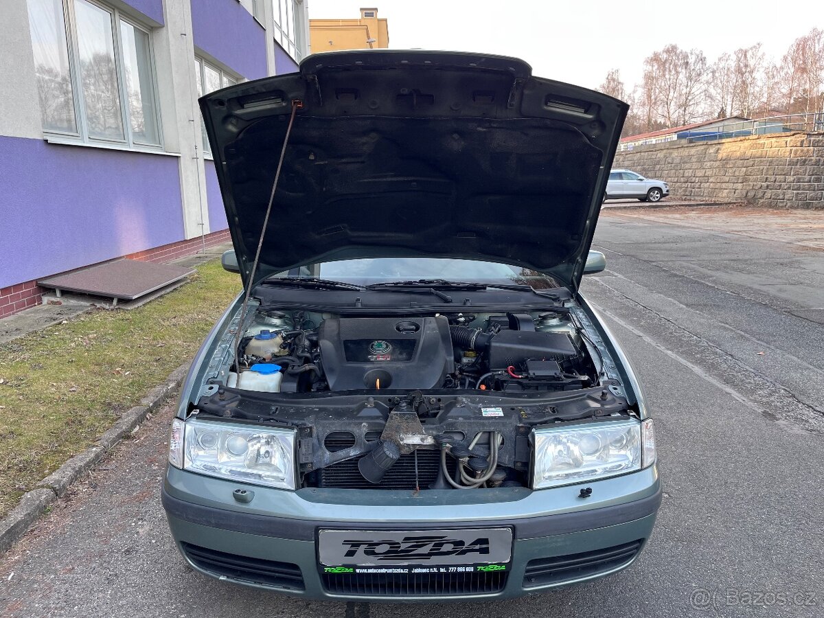 Škoda Octavia 1,9 TDI 4x4 combi /1.maj./DPH - 19