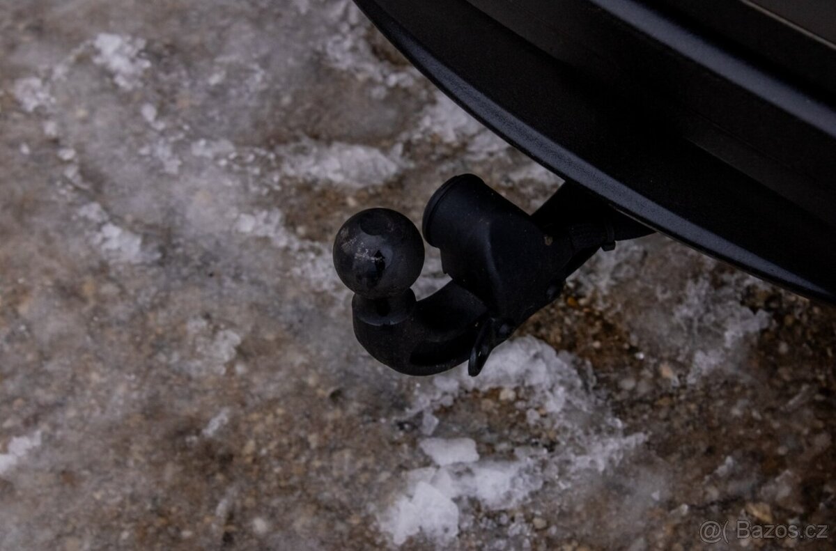 Land Rover Range Rover Velar 2.0D .TD4 R-Dynamic HSE - 19