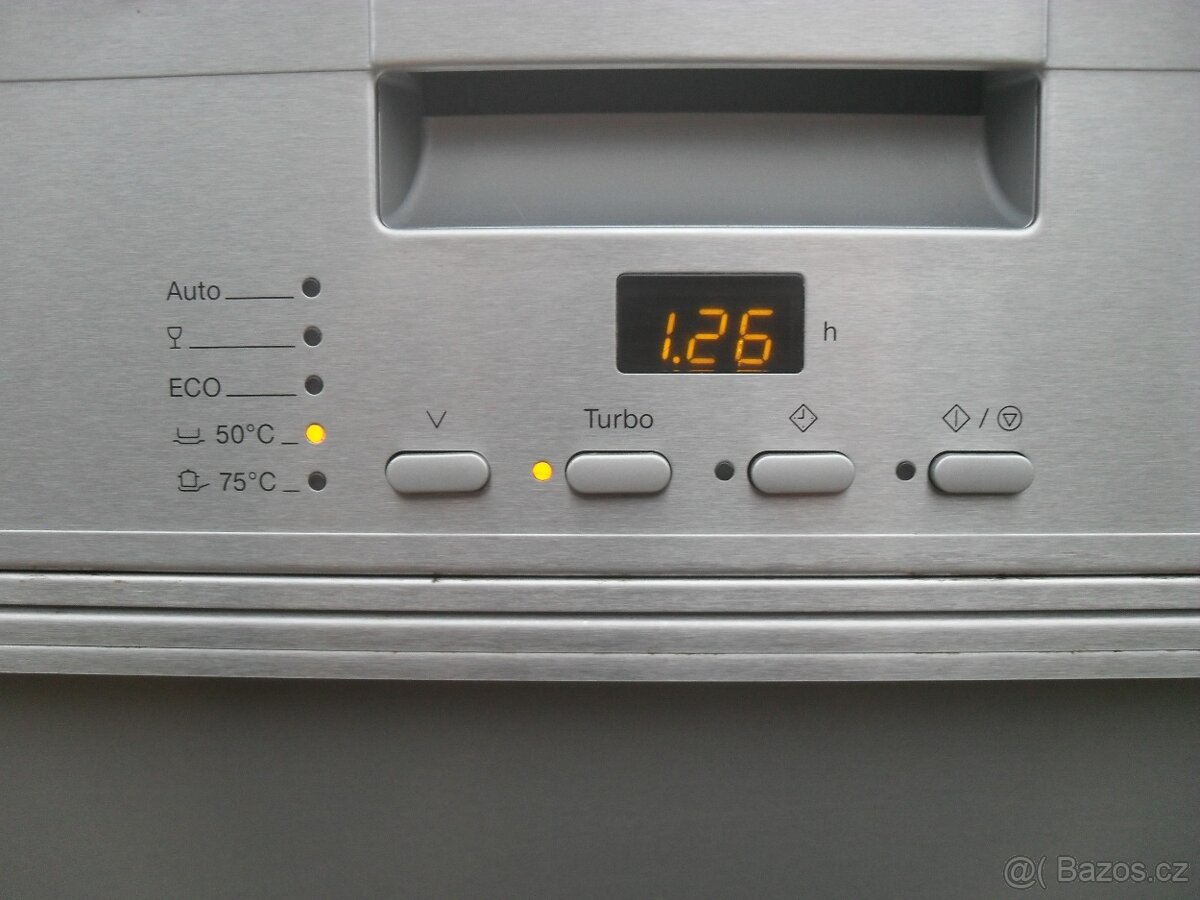 VESTAVNÁ NEREZ MYČKA MIELE, LUXUSNÍ ZNAČKA,VYROBENO V CZ - 19