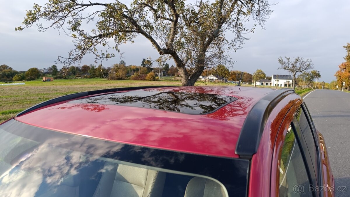Mitsubishi Outlander 2.4 + LPG • 4x4 • 7 míst • Automat - 19