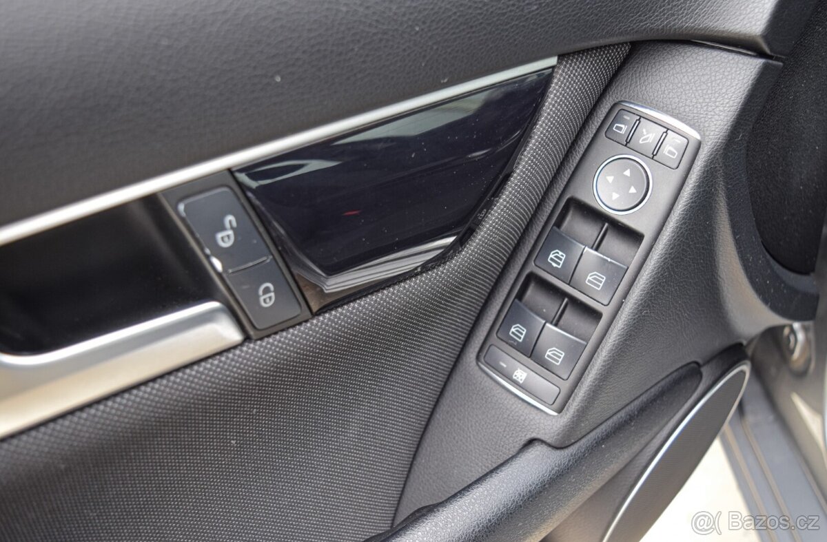 Mercedes-Benz C 220 CDI Avantgarde 2011 - 19