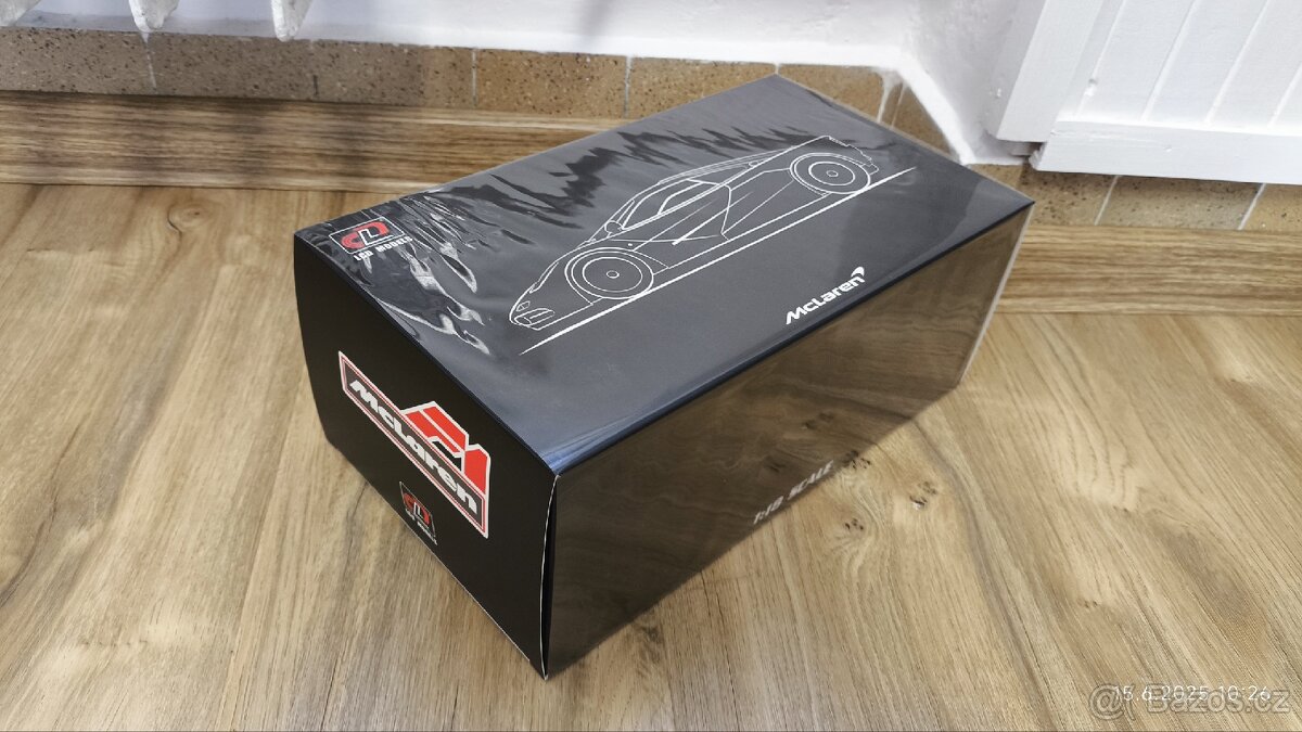 Model McLaren F1 1:18 LCD Models - 19