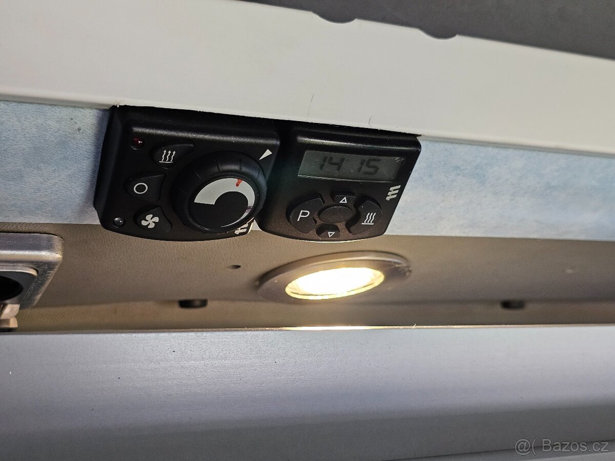 Renault Trafic Adria Space 3Way 2006 | 99 kW | 301 000 km - 19