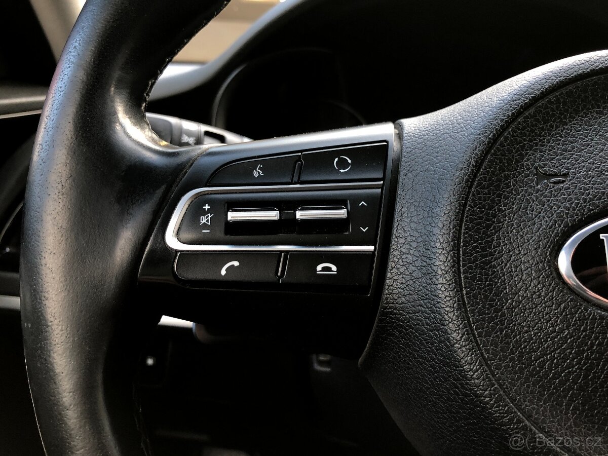 KIA STINGER 2.2 CRDI - 19