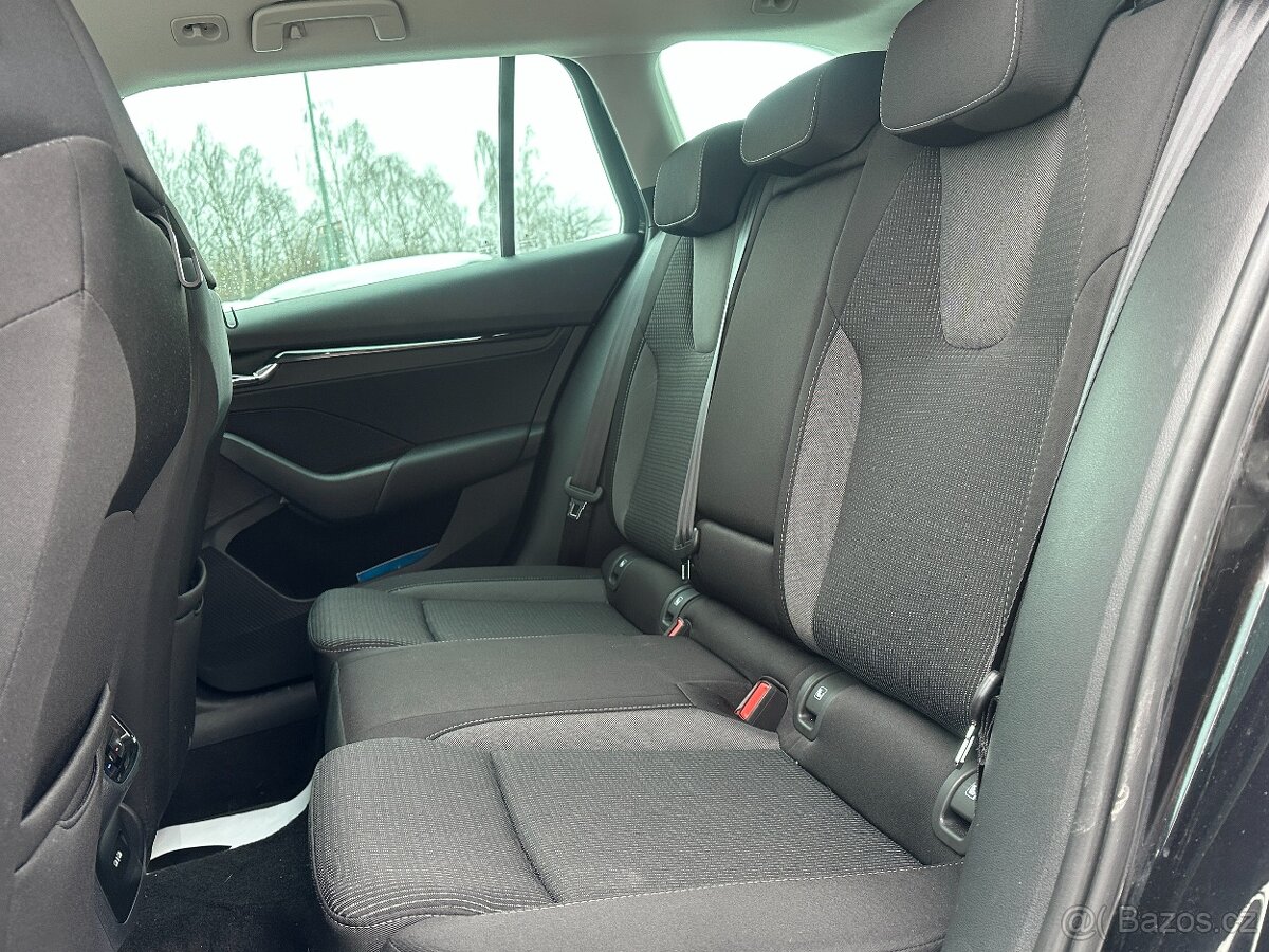 Skoda Octavia 2024 - 19