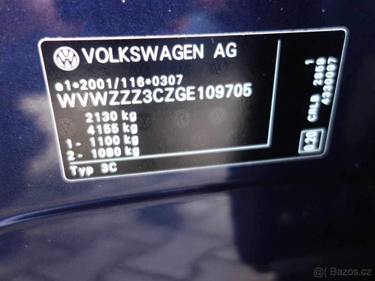 VW PASSAT 2.0TDI 110kW DSG HIGHLINE - 19