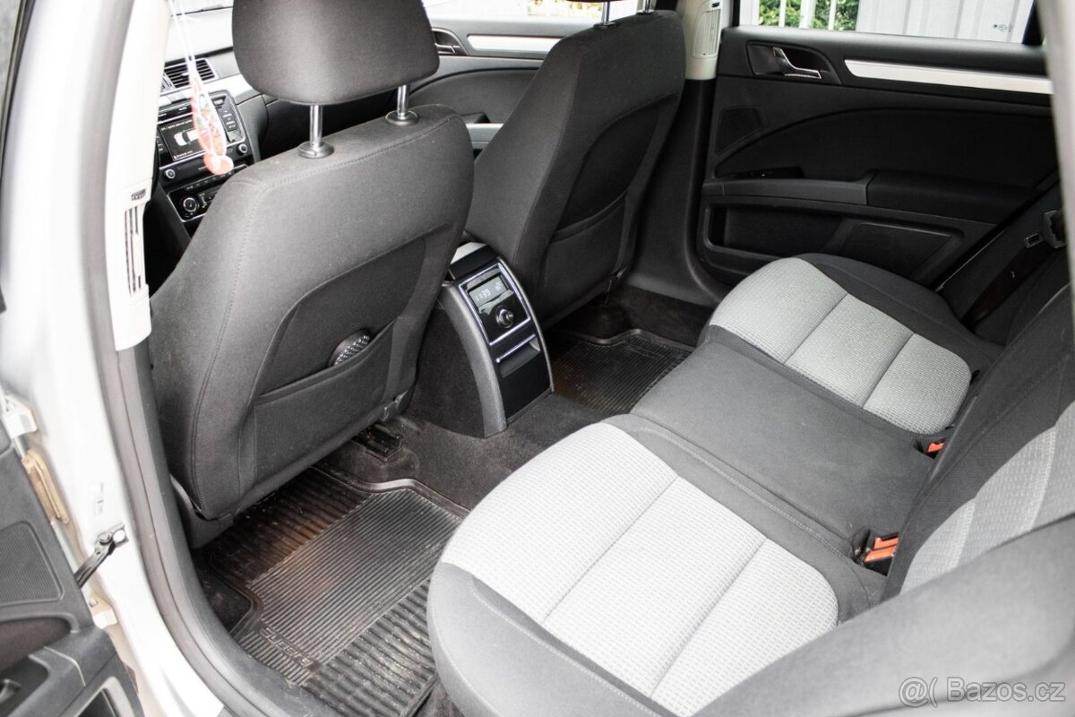 Škoda Superb Combi 2.0 TDI, 125kW (2012) - 19