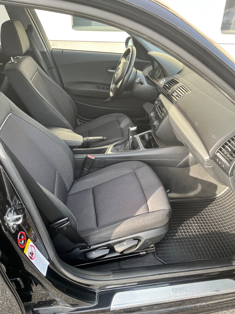 BMW 130i - 19