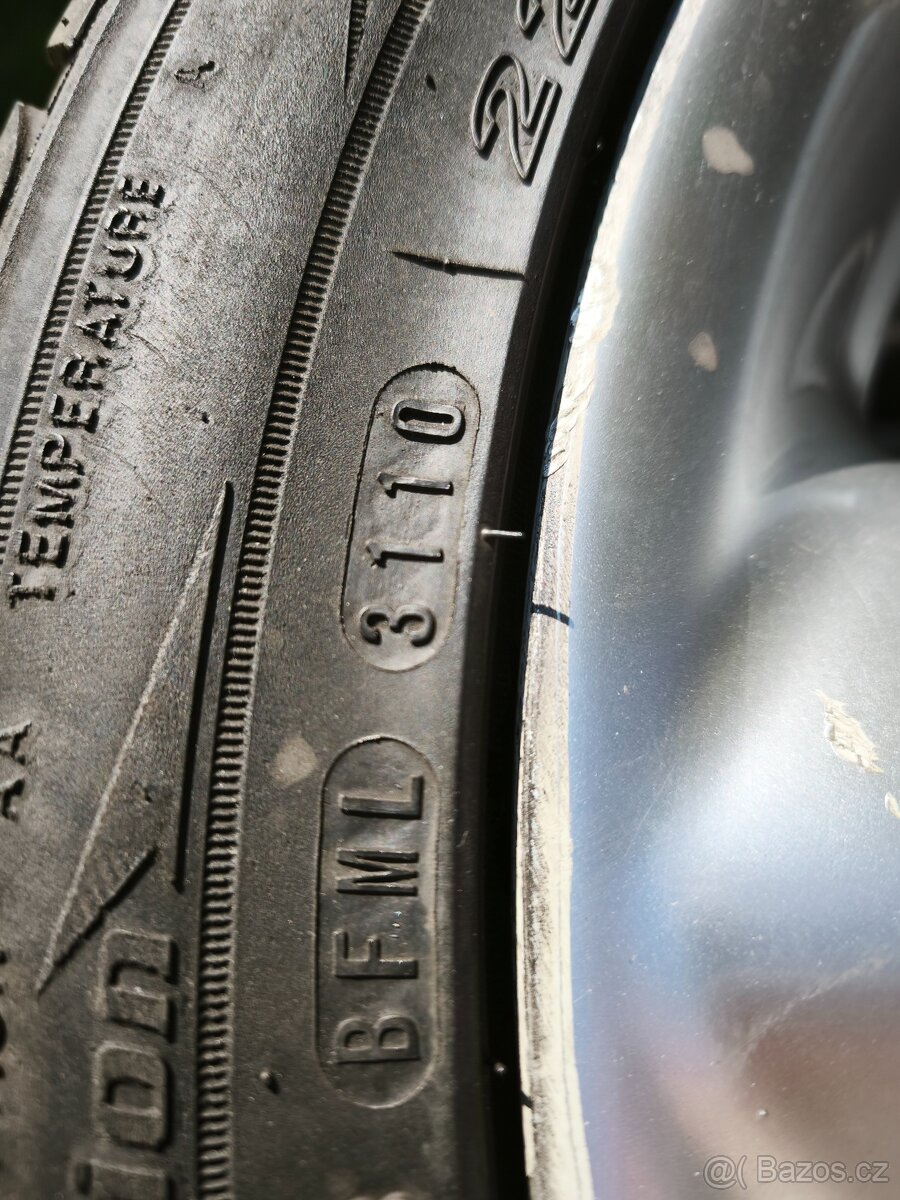 Dvourozměrná sada Mercedes w209 r17 5x112 - 19