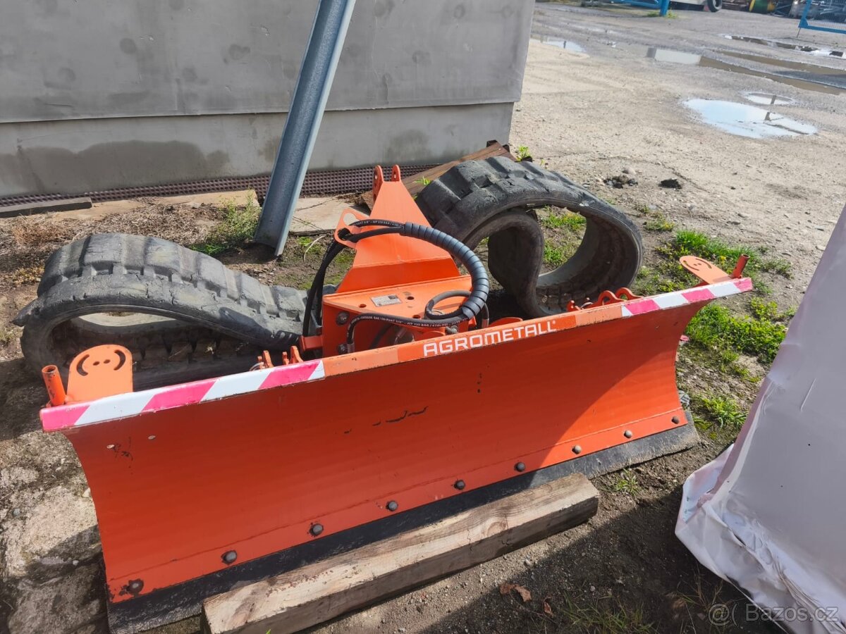 John Deere 3720 - 19