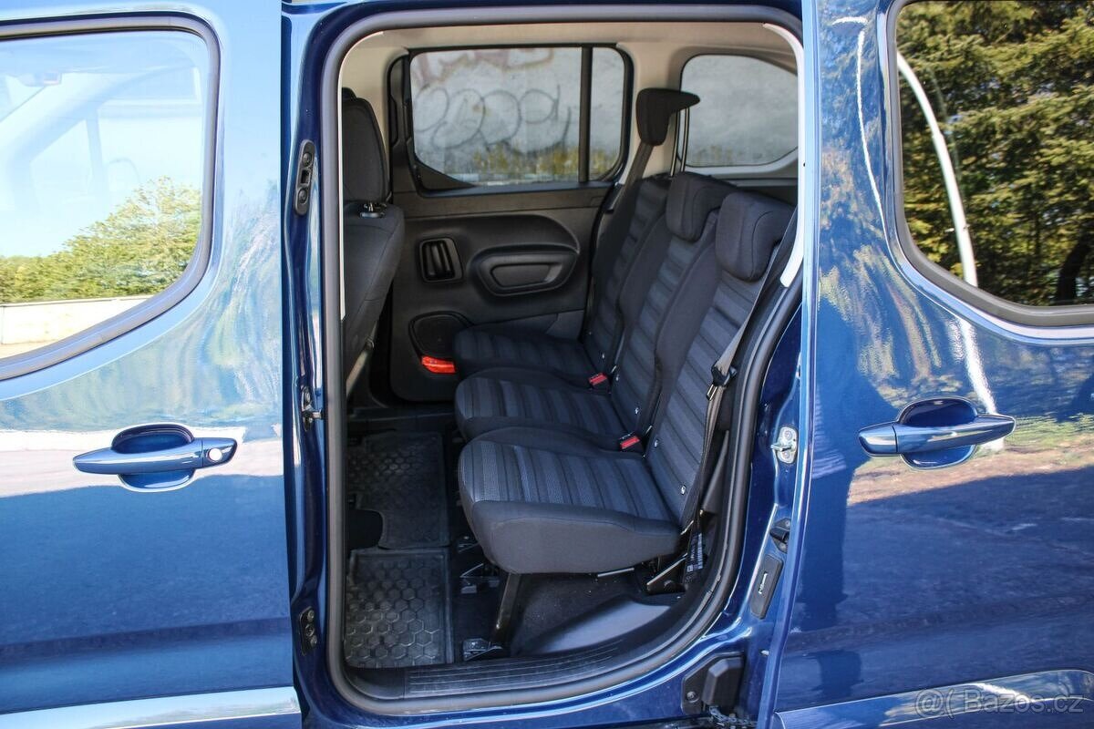 Opel Combo 1.5 CDTI Elegance Plus AT8 - 19