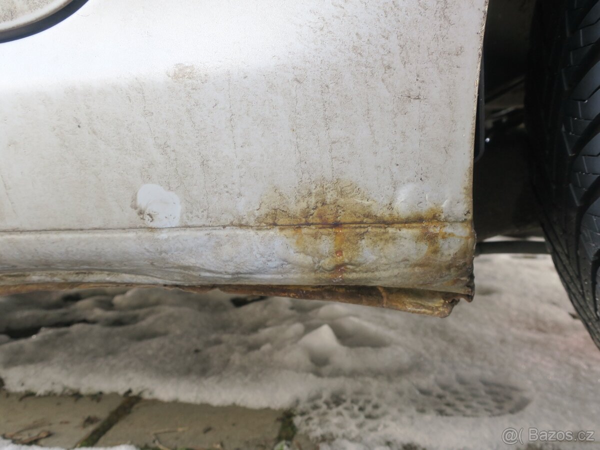 Peugeot 307 2.0 i 16V 100 kW - 19