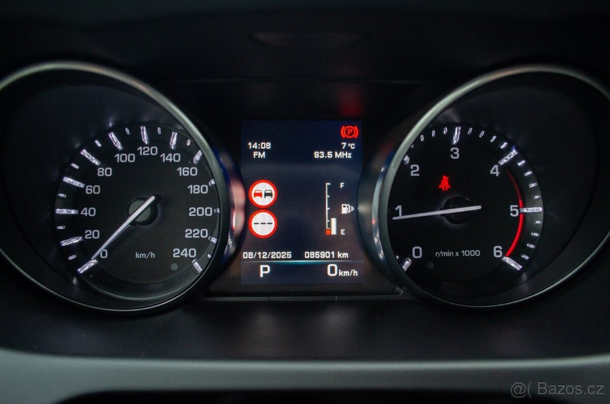 Land Rover Discovery Sport 2.0L TD4 SE AT - 19