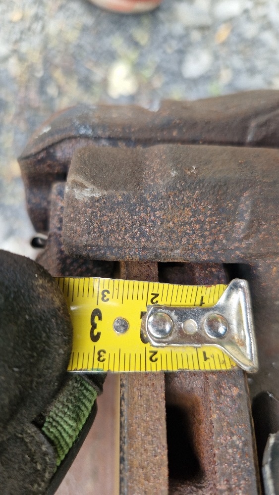 VW Passat B8 , kapota lampy blatníky výztuha pr. světlo - - 19