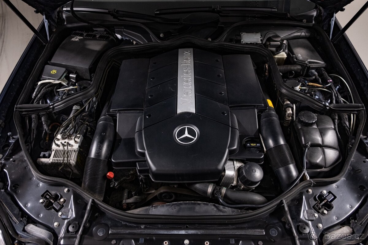 Mercedes-Benz E 500 T 4matic automat, Elegance - 19