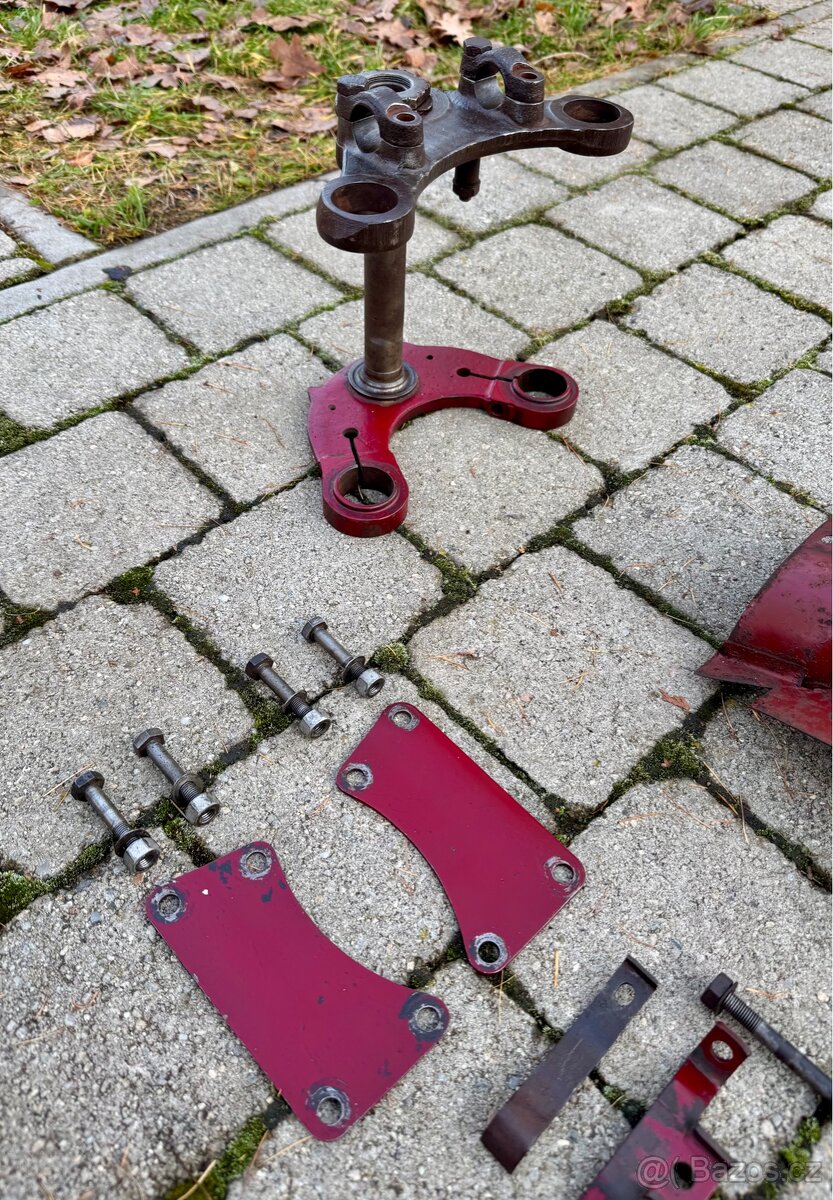 Jawa ČZ 250 350 kyvacka - dily - 19