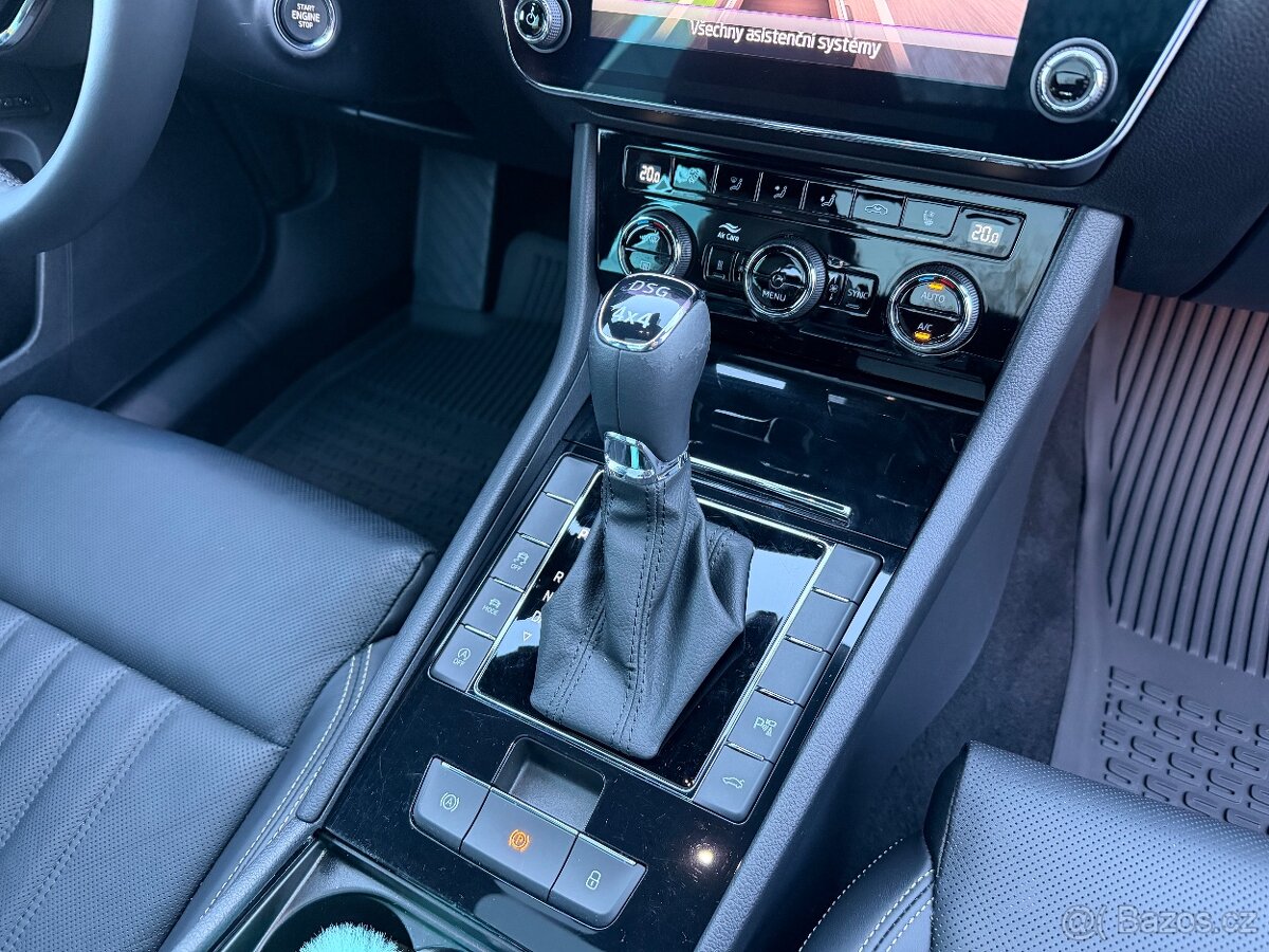 ŠKODA SUPERB L&K 4x4 2.0TDI 147KW WEBASTO TAŽNÉ m2022 - 19