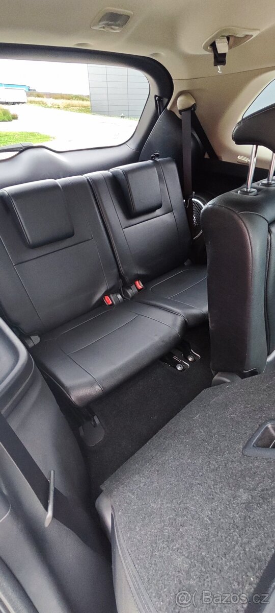 Mitsubishi Outlander 2.2DI-D automat - 19