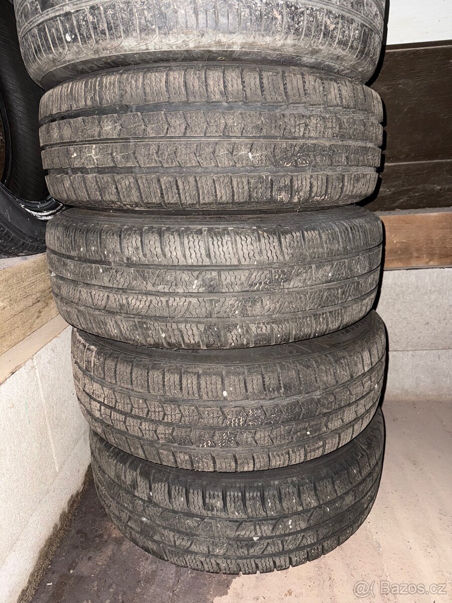 Volkswagen Multivan T5 103kw. Nová cena - 19