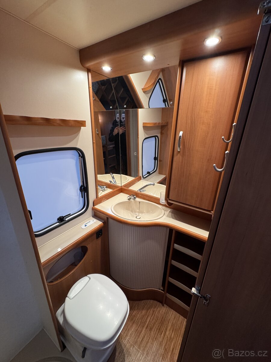 Hobby Excellent 545 KMF ~ Palandy - 19