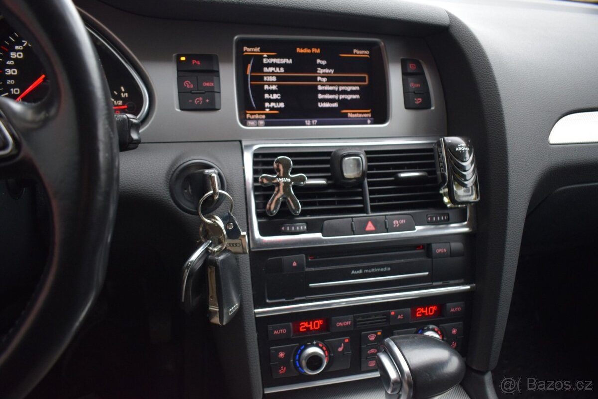 Audi Q7 3.0TDi 4X4/FACELIFT/TAŽNÉ/BOSE - 19