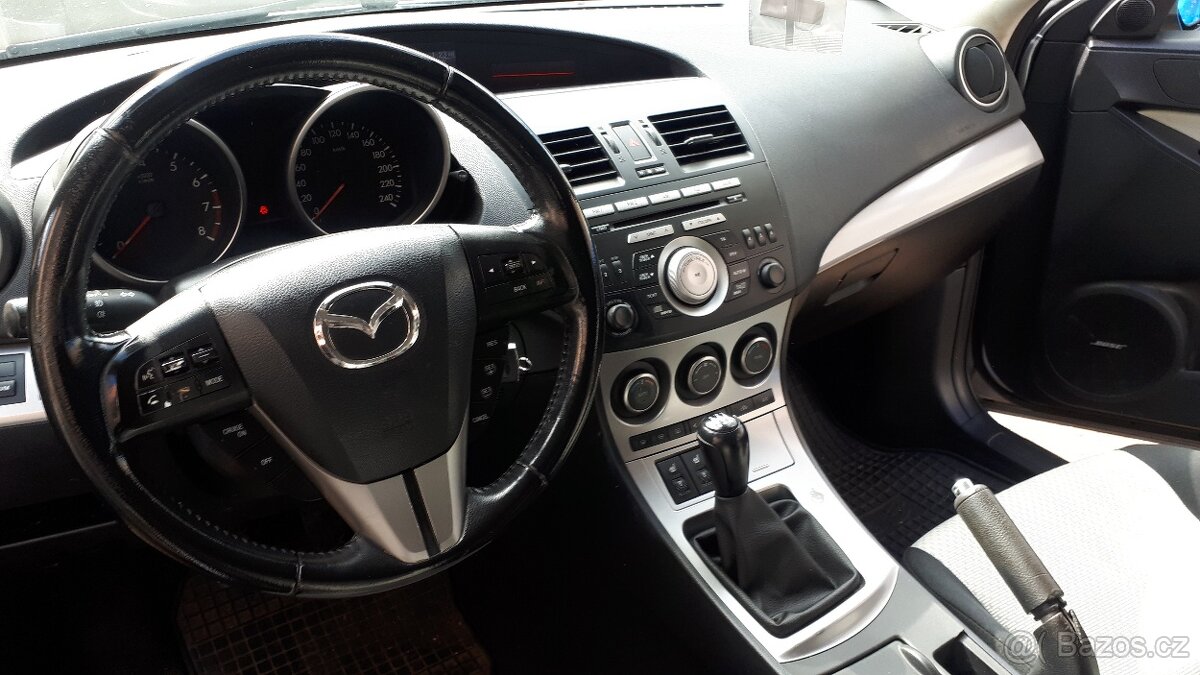 Mazda 3 1.6i, 77kw, 2009, facelift, nová STK - 19