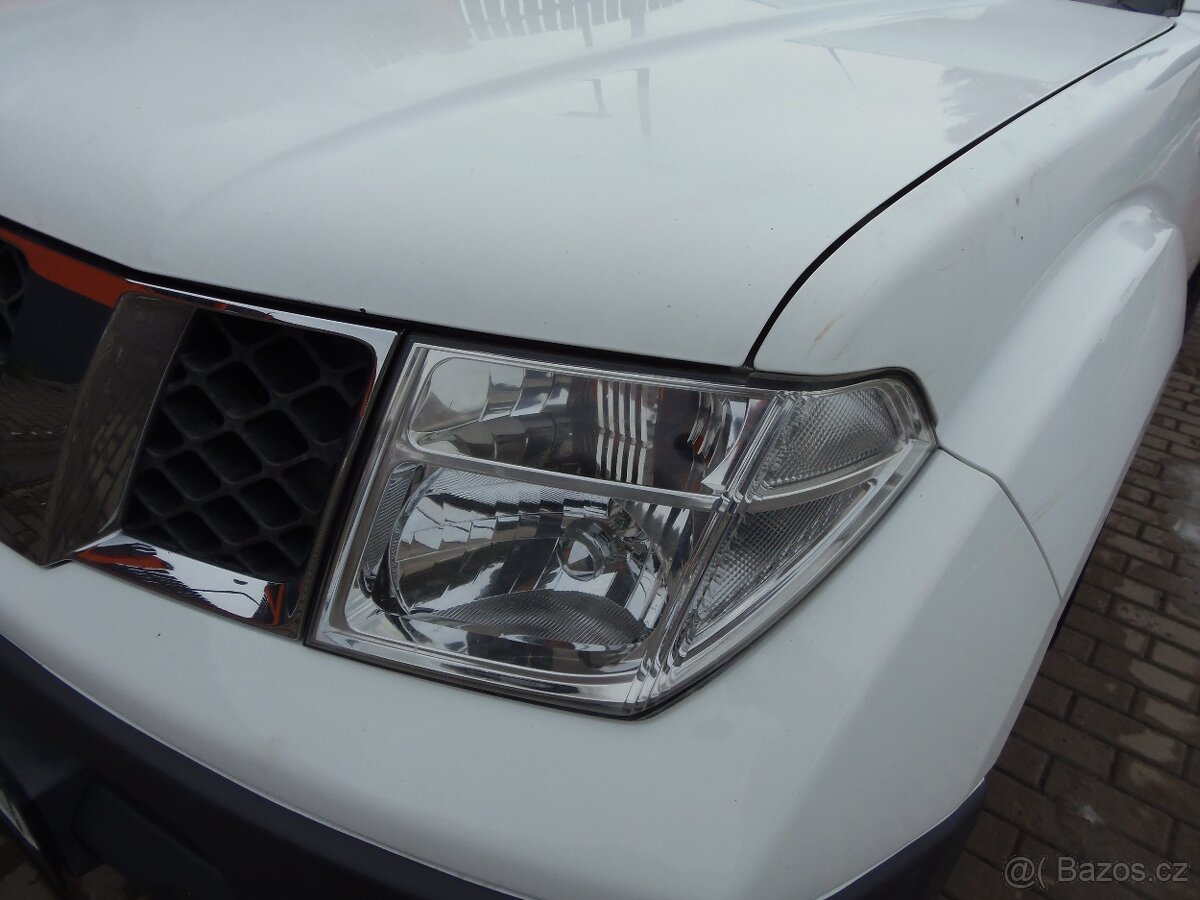 Nissan Navara King-Cab 2.5 DCi 4x4 tažné 3t - 19