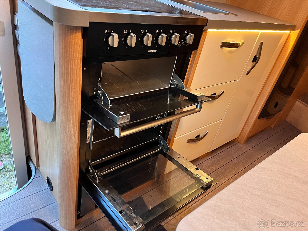 KNAUS TABBERT OBYTNÝ AUTOMOBIL 2.0 HDI 120KW,DIGIKLIMA,1MAJ - 19