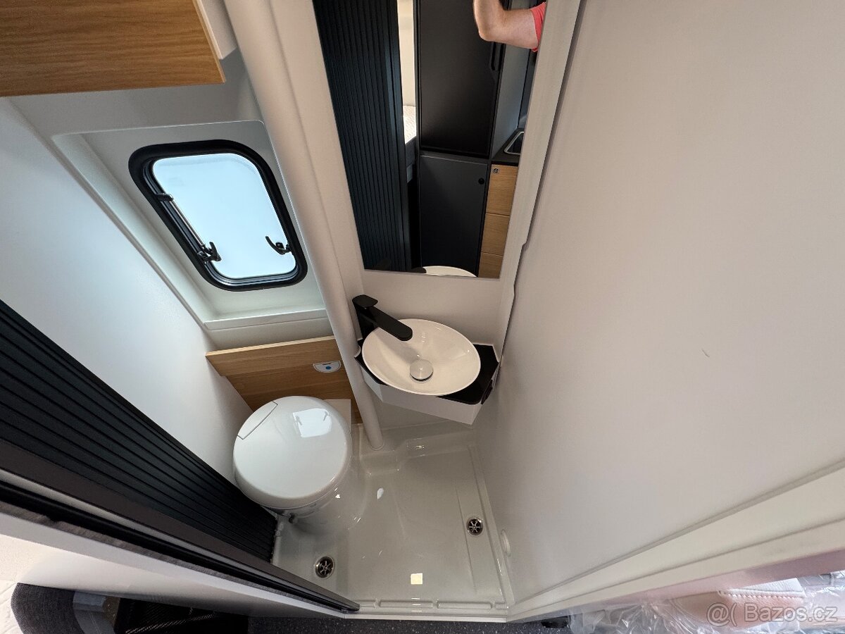 ADRIA TWIN 640 SGX edice 60Y, plná výbava - 19