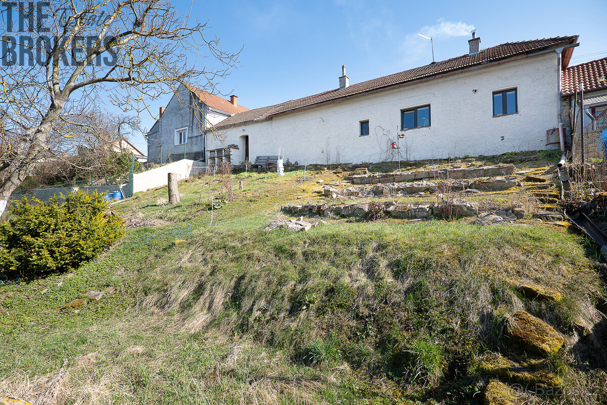 Prodej rodinného domu 4+1-170m2, garáž, pozemek 672m2 - 19