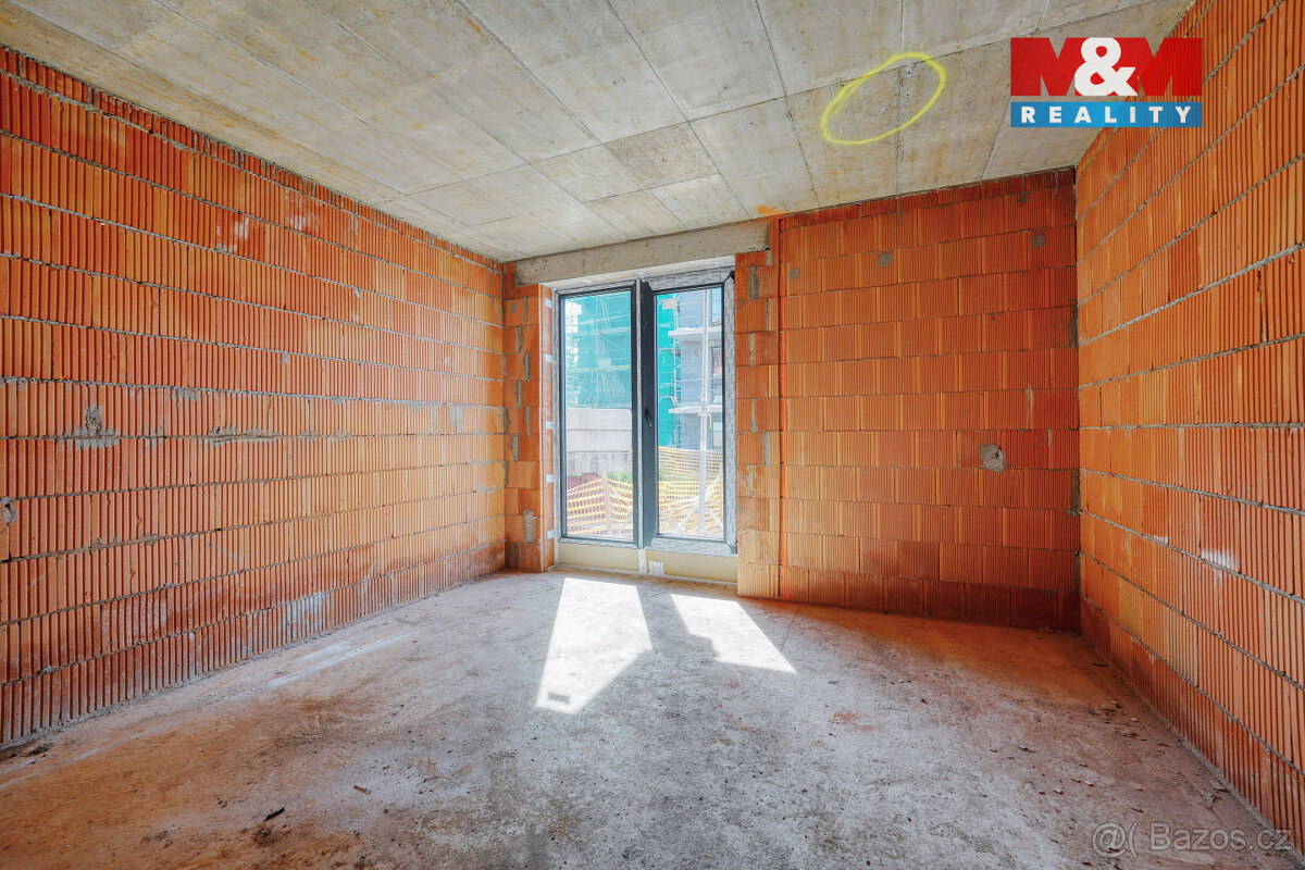 Prodej bytu 2+kk 67 m² + zahrada 118 m² Plzeň, ul. Na Průhon - 19