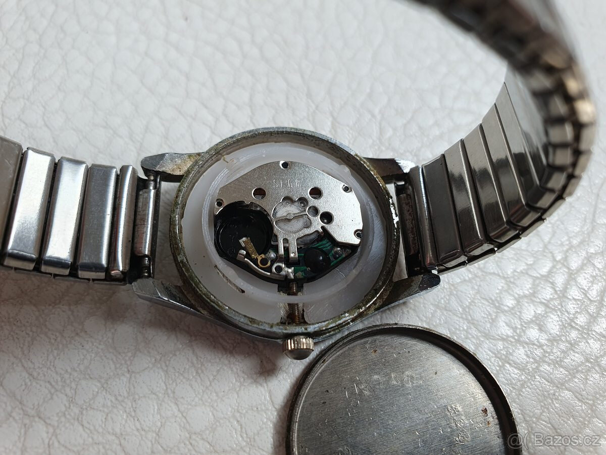 Staré předrevoluční hodinky Prim Televize a další - 19