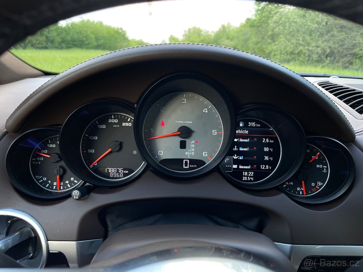 2016 Porsche Cayenne S diesel 4,2 V8 - 19