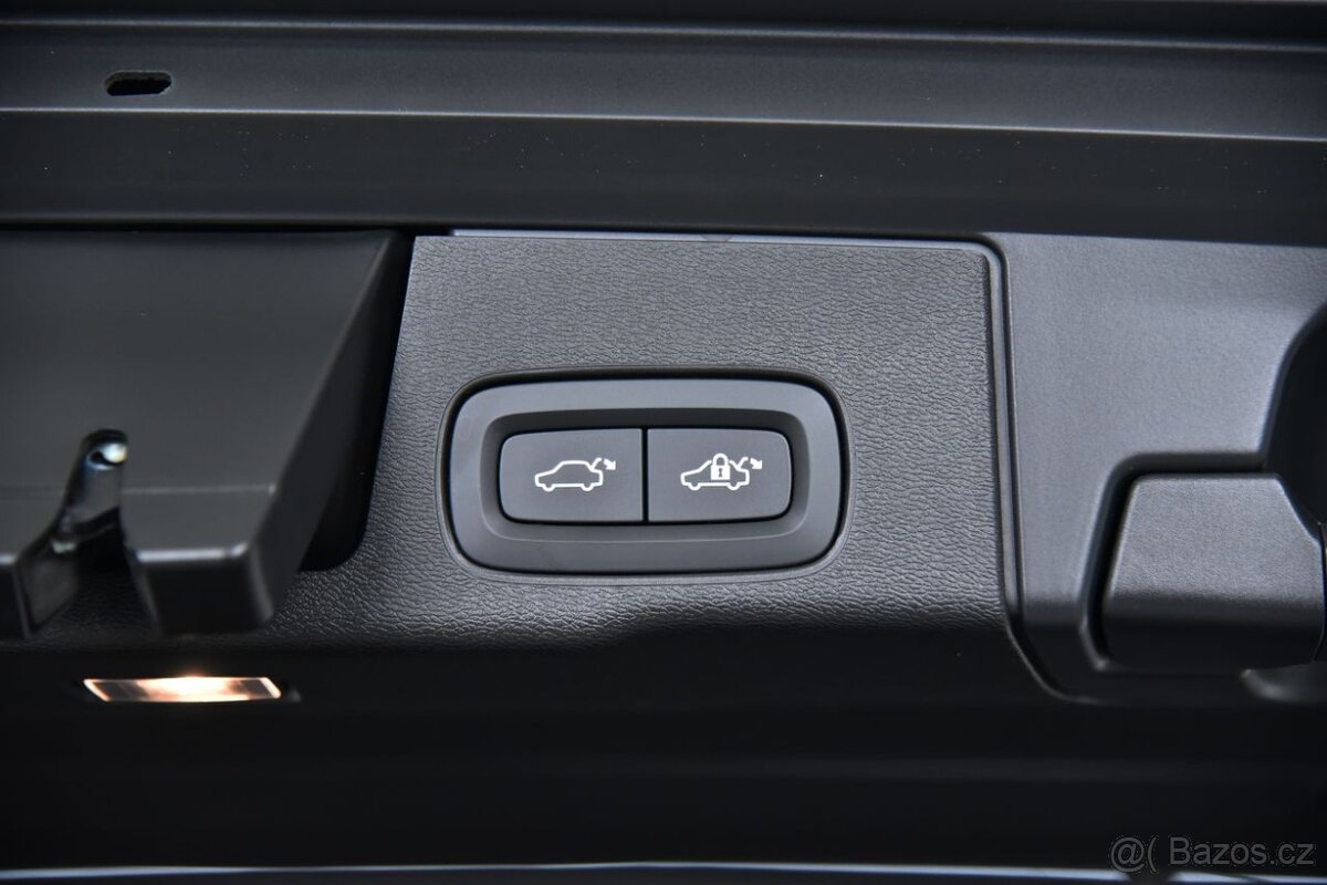 XC60 2.0 2.0 B4 Inscription A/T, Panorama, ACC, Keyless - 19