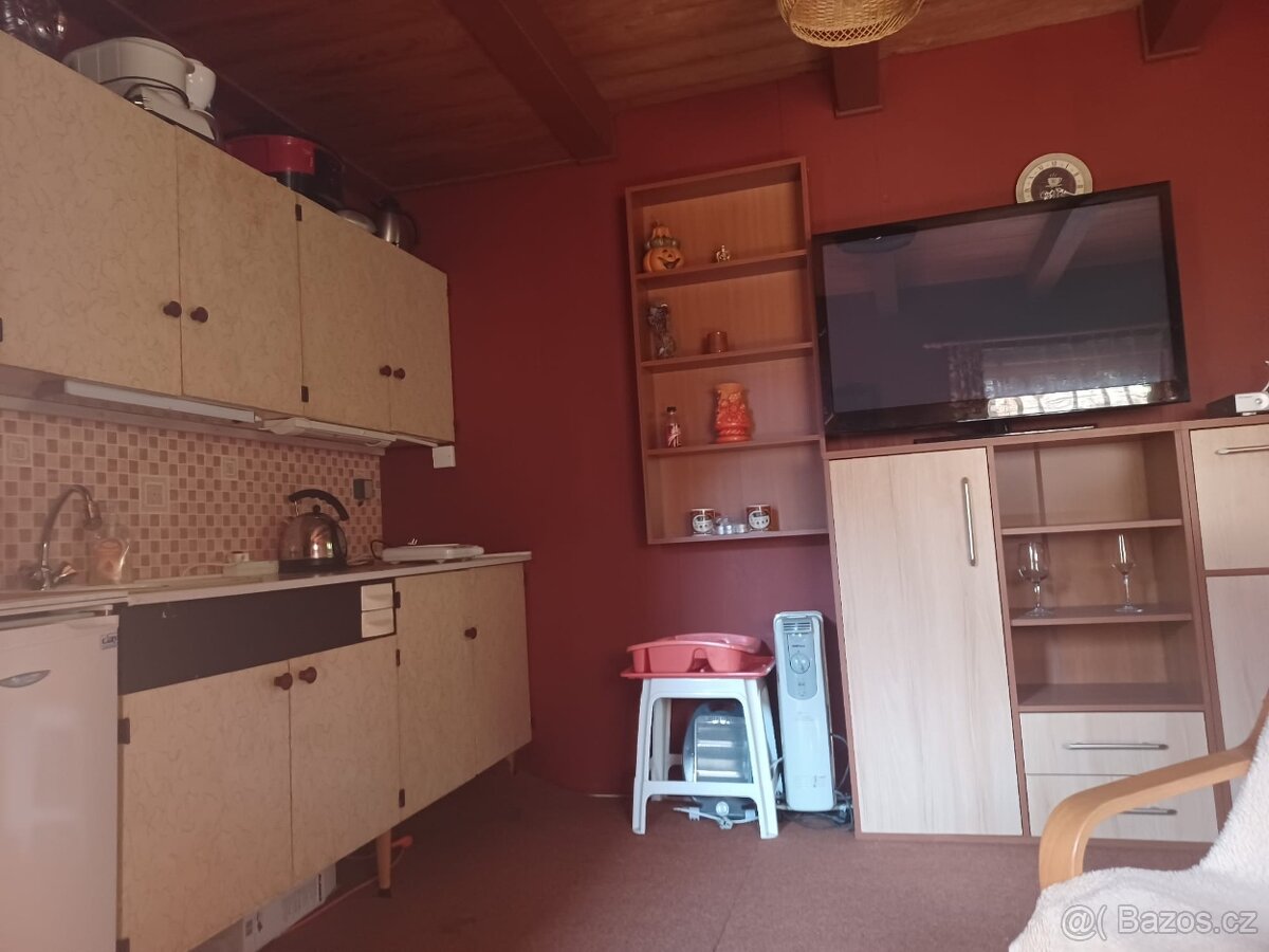 Prodej chaty Náchod 48m² s vlastnim pozemkem 432 m² - 19