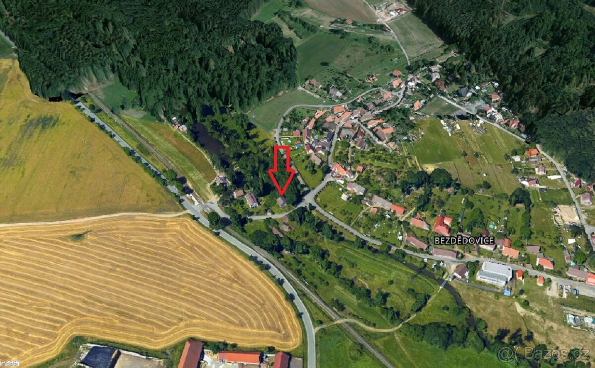 BEZDĚDOVICE - nedokončený RD - 19