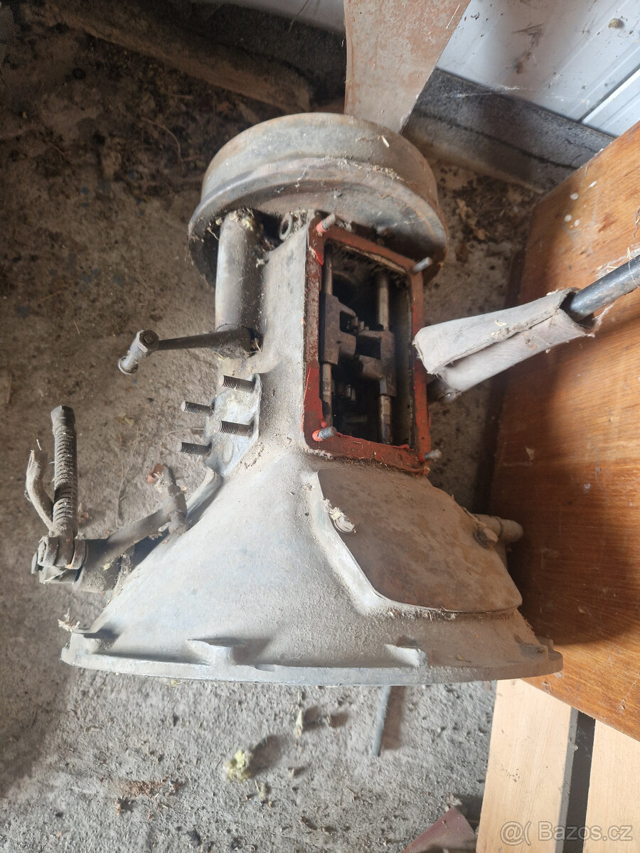 Praga - soubor náhradních dílů - 19