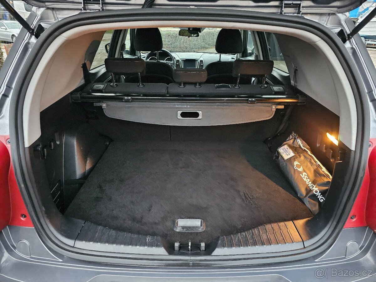 SSANGYONG TIVOLI XLV 2019 1.6i 94kW LPG,NAJETO 95 000KM - 19