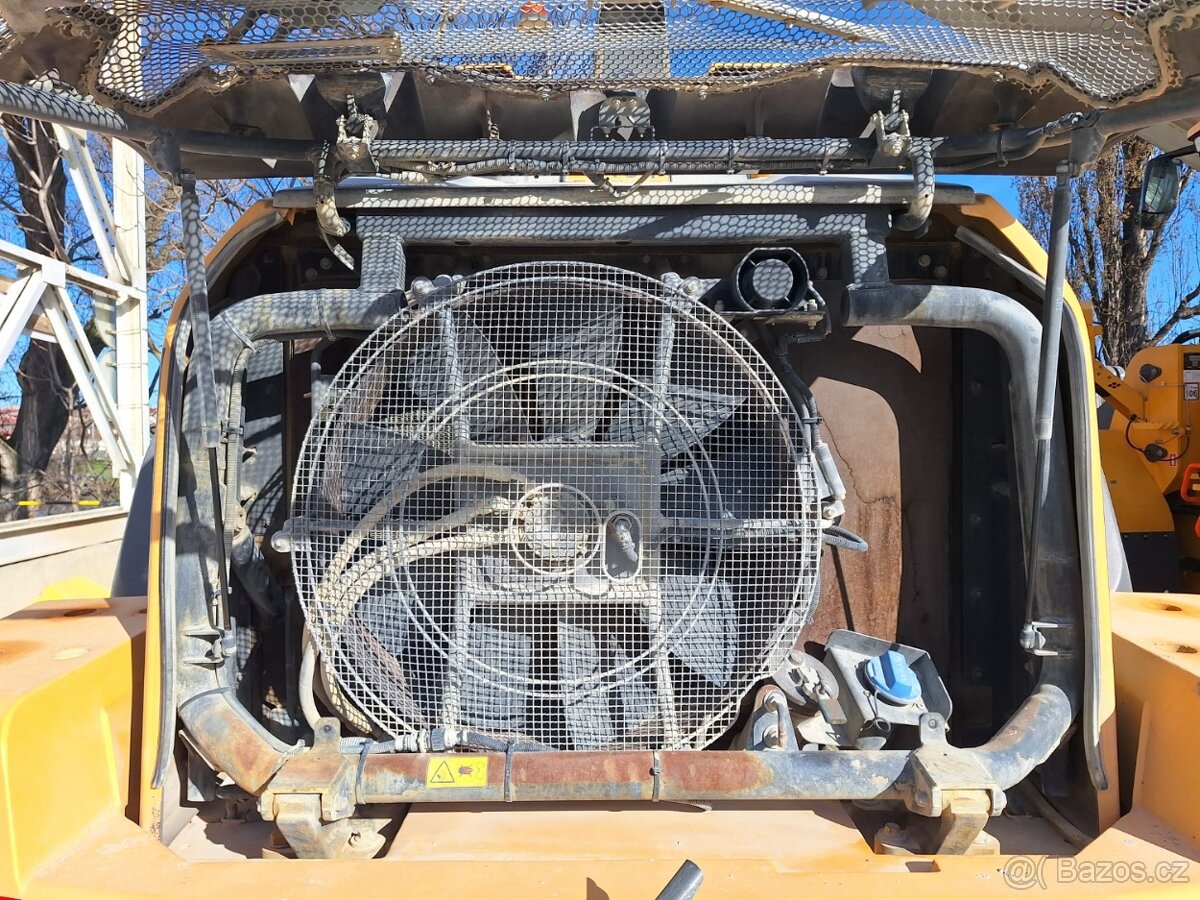 VOLVO L 120 H 4X4 - 19