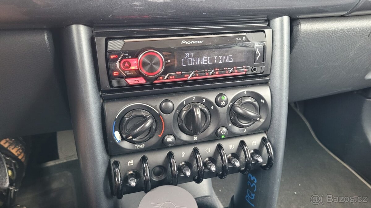 Prodám Mini Cooper 1,6i 85kw - 19