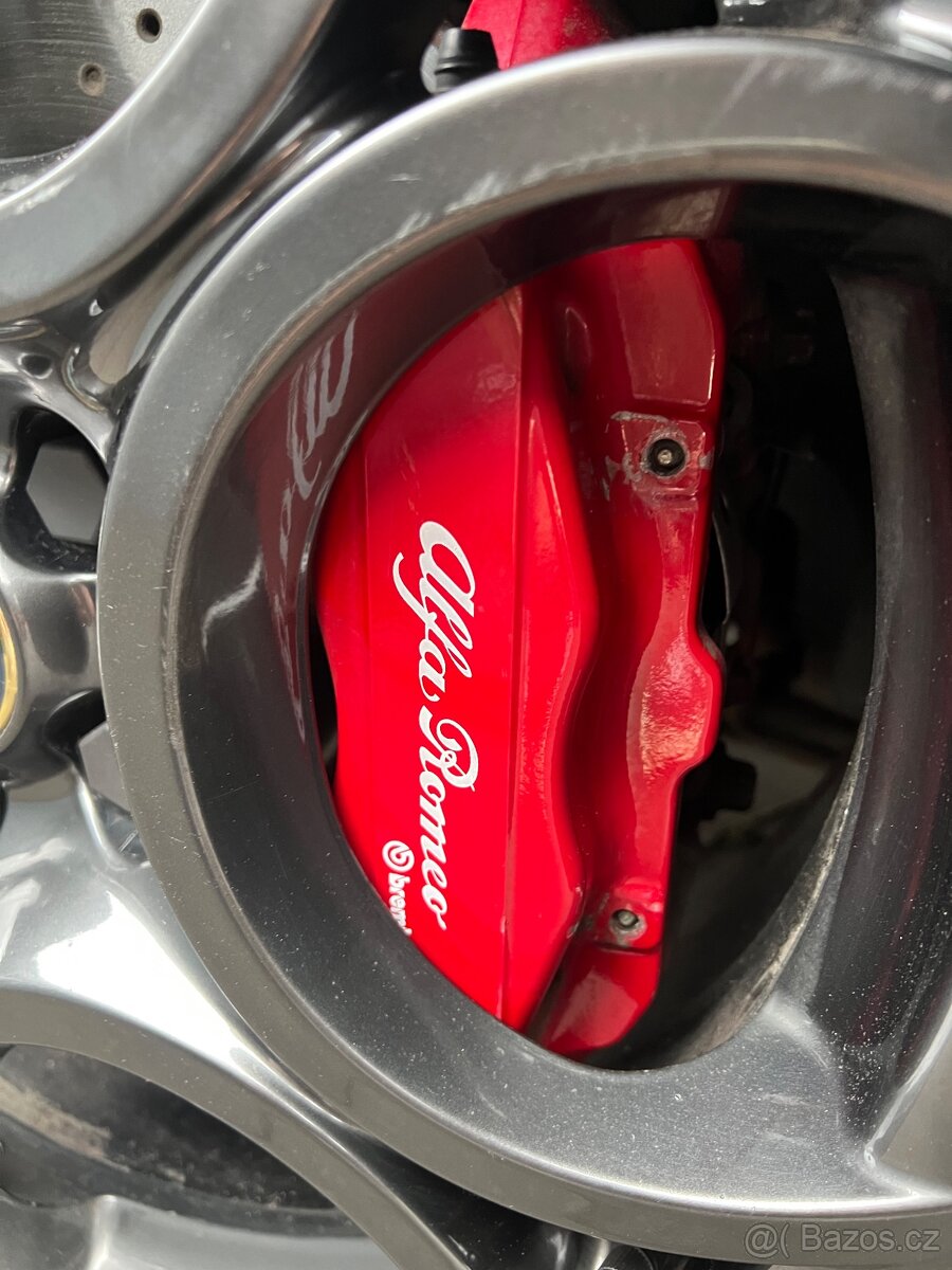 Alfa Romeo Giulietta Quadrifoglio Verde AUTOMAT - 19