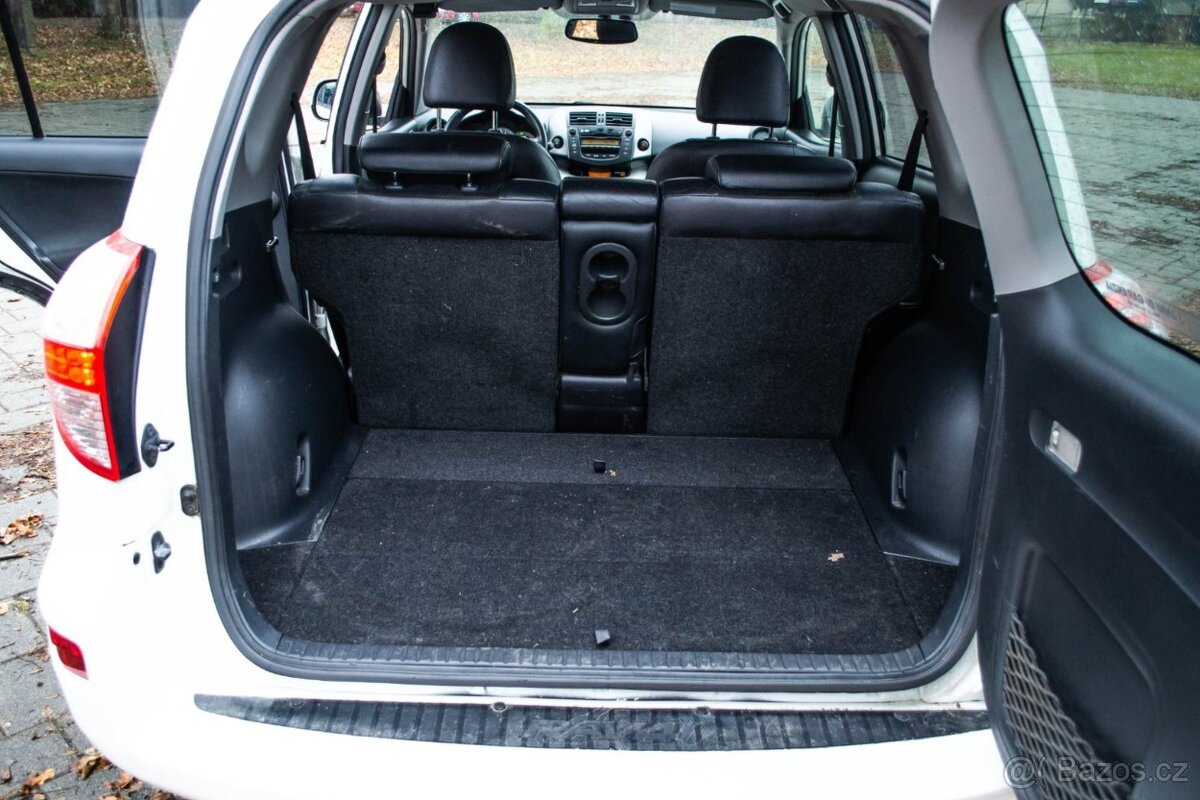 Toyota RAV4 2.2l D-CAT 180 Premium - 19