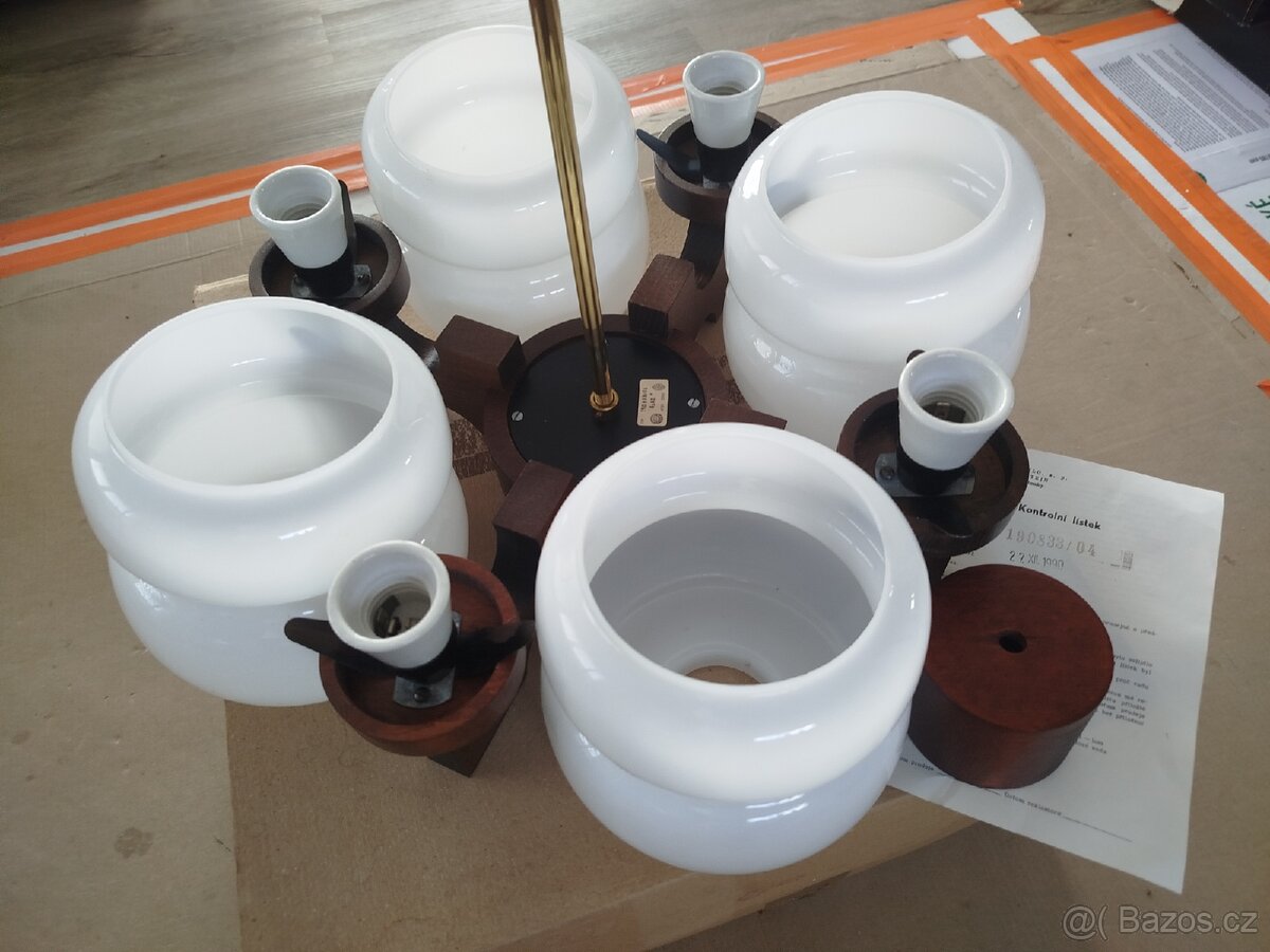 LUSTR - Nový nepoužitý r.1990 - 19