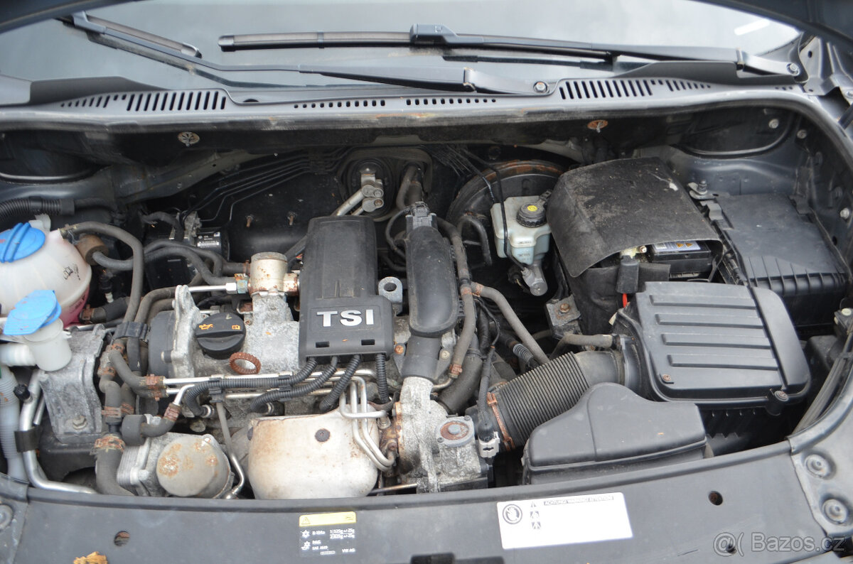 PRODÁM VW CADDY 1.2TSI LIFE 2013 135.000KM, TAŽNÉ - 19