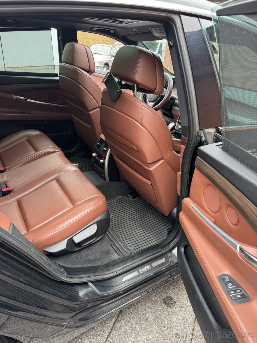 BMW 550i GT, V8 M-POWER, originál M - na splátky pro všechny - 19
